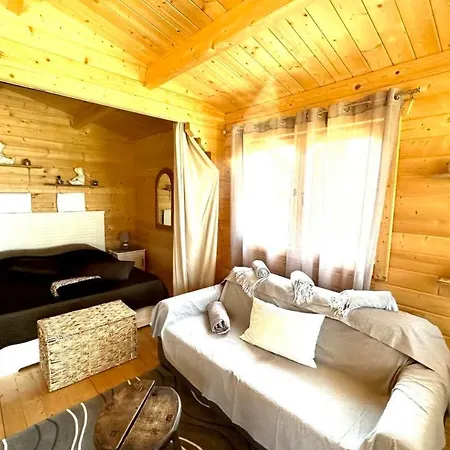 Bright Chalet With Garden And Gulf View *